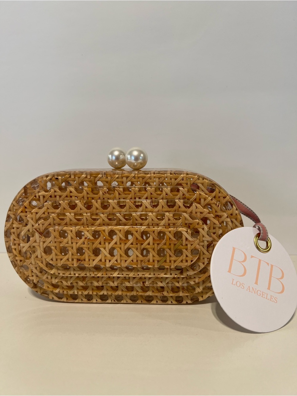 BTB Los angeles
Caillou Clutch in Natural - Picture 8 of 11